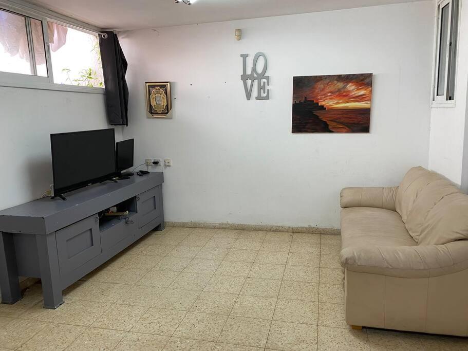 Sima Place Apartment Petach Tikva Екстериор снимка